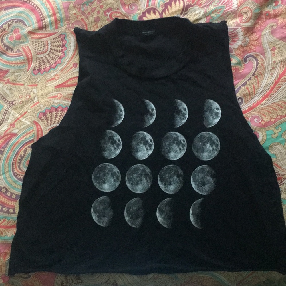Brandy Melville moon crop top